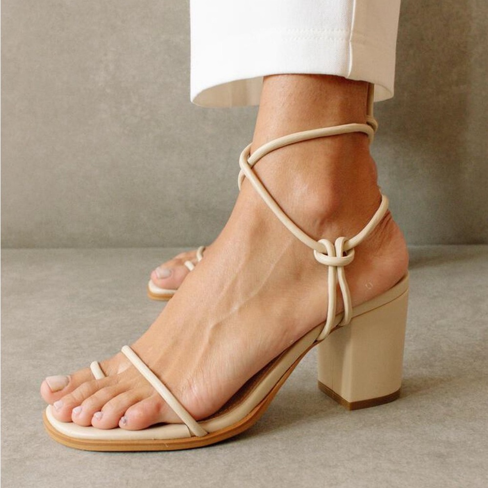 Alohas Grace Corn Heels in Ivory